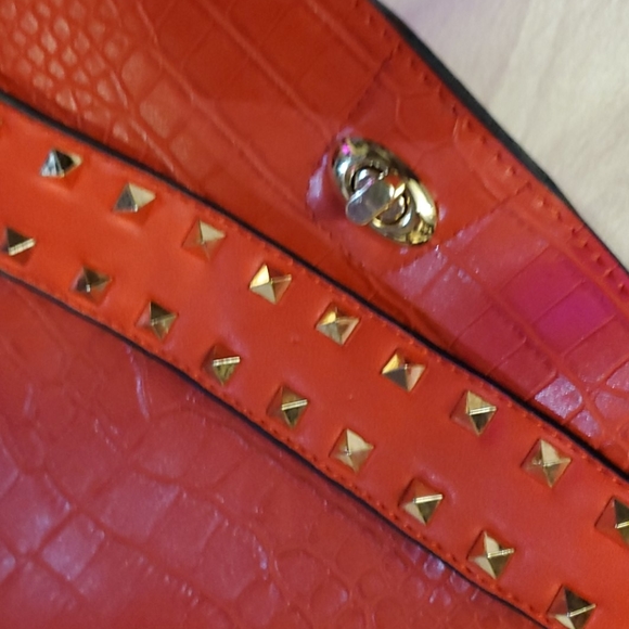 Purse - Picture 4 of 4